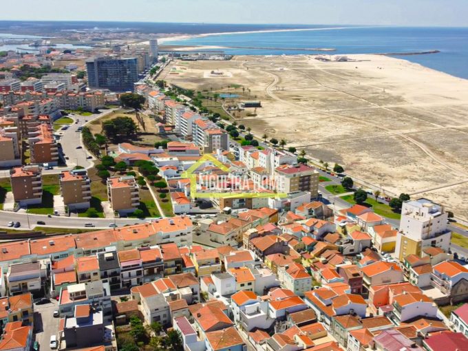 Apartamento T2 com Vista Mar, a 2 Minutos da Praia – Figueira da Foz FH2457 5